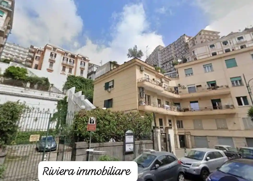Appartamento in affitto a Napoli