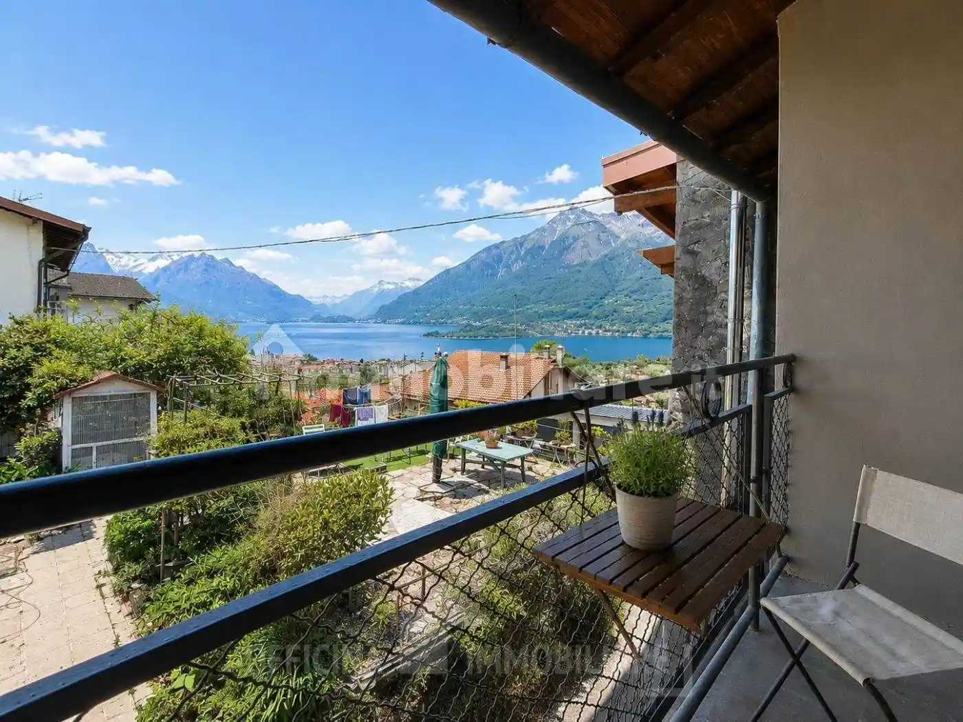 Casa indipendente in vendita a Gravedona ed Uniti