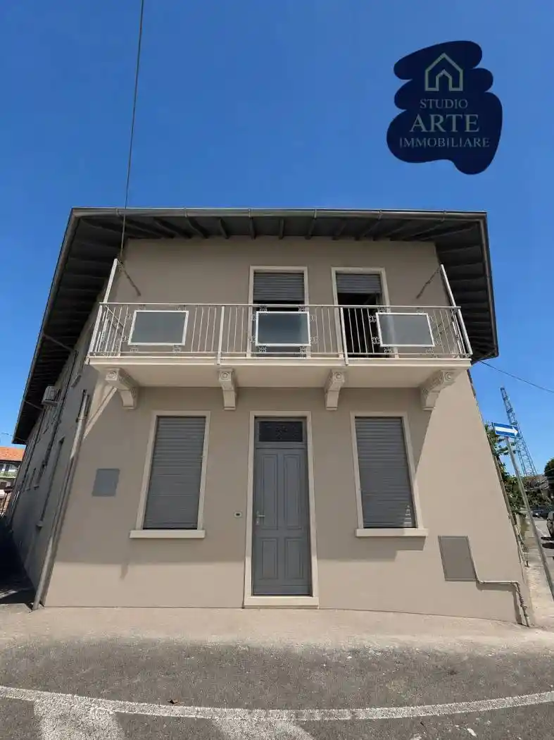 Appartamento in vendita a Guanzate