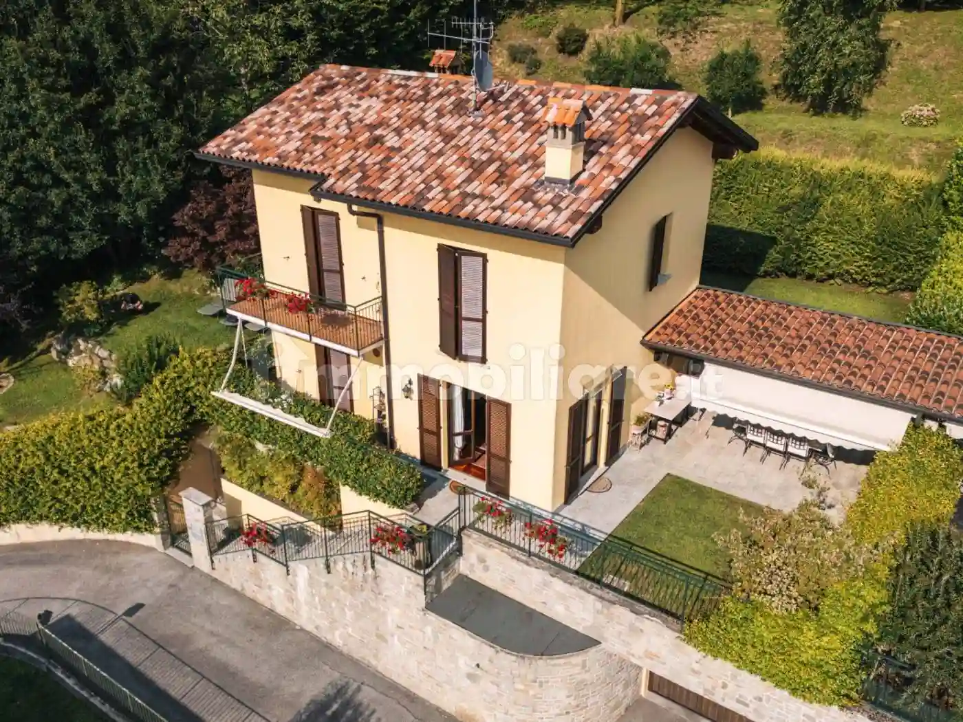 Villa - foto 2