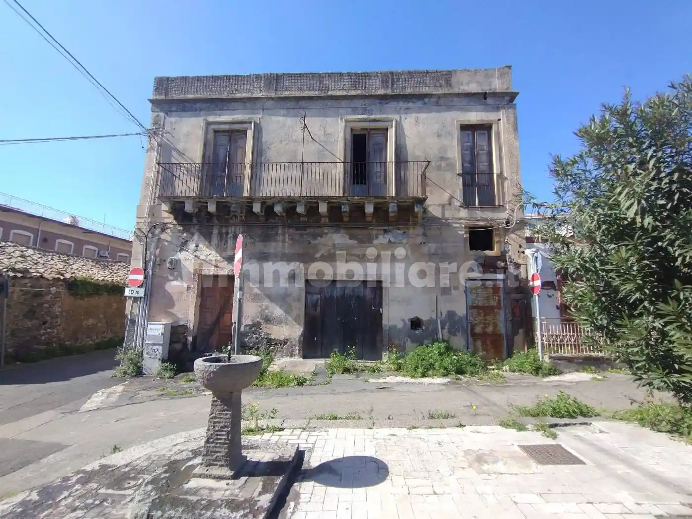 Palazzo - Edificio in vendita a Acireale