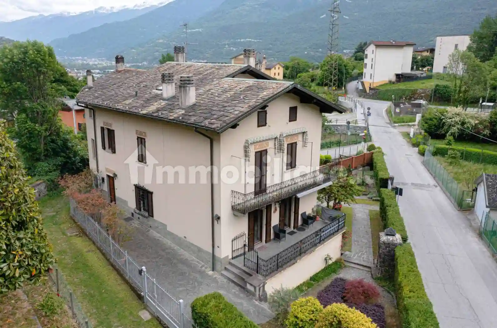 Villa - foto 2