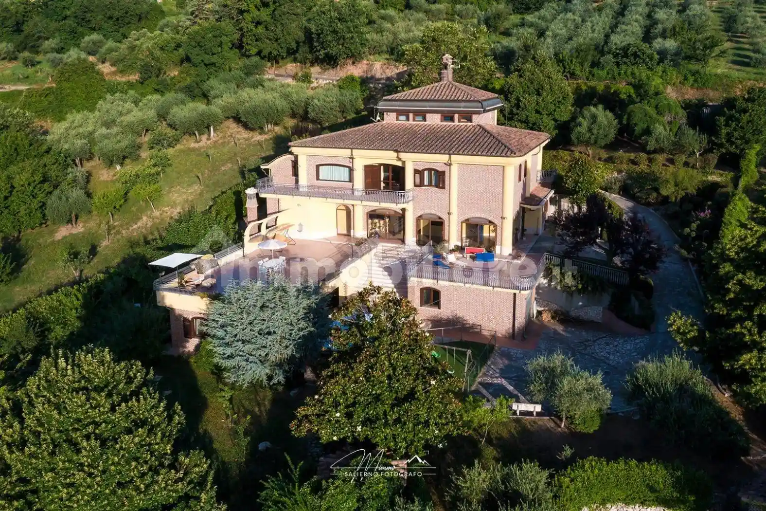 Villa