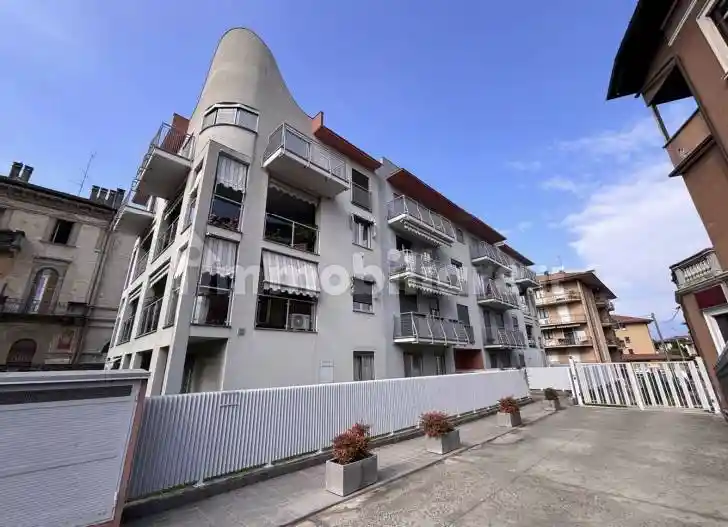 Appartamento in vendita a Luino