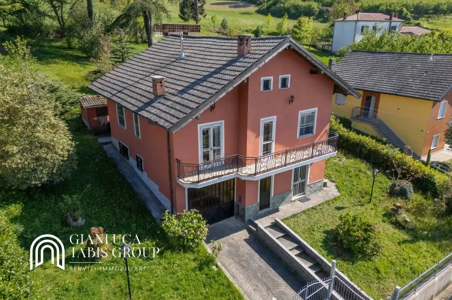 Villa - foto 2