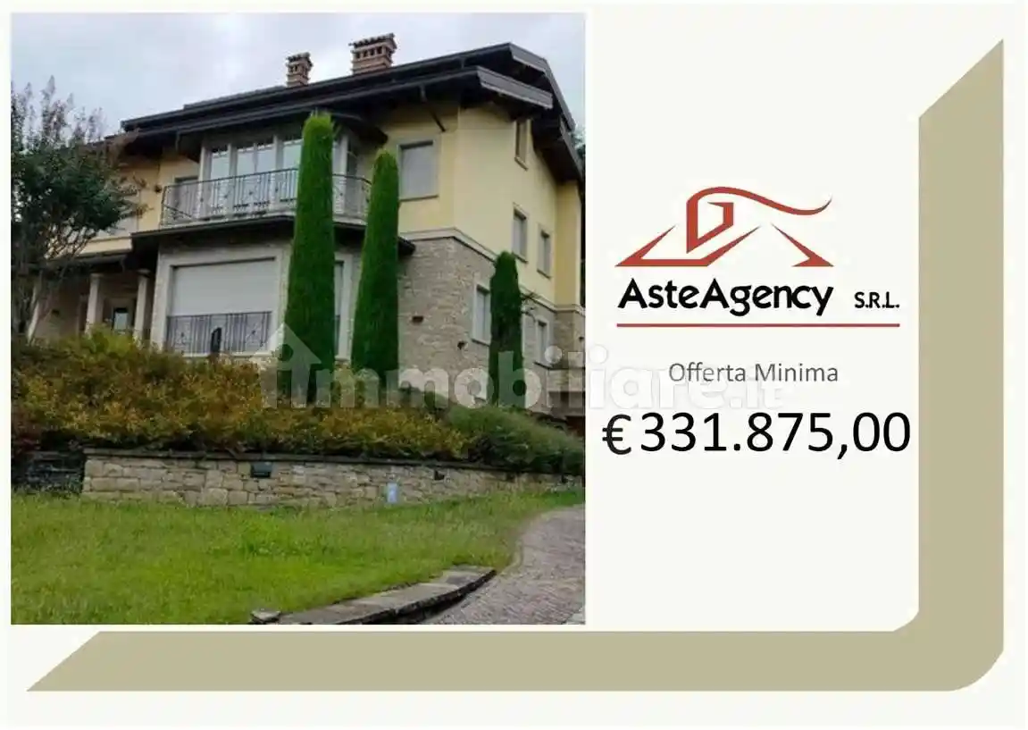 Villa in vendita a Casazza