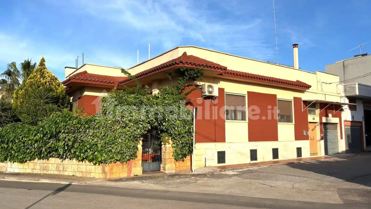 Villa in vendita a Turi