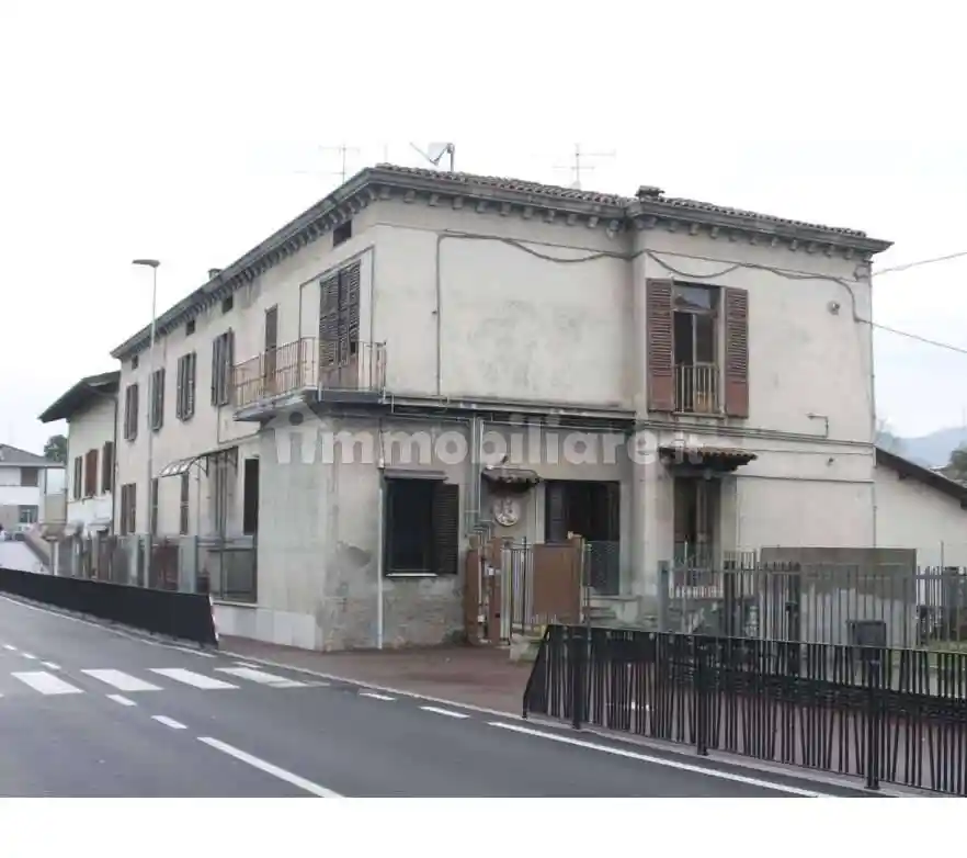 Appartamento in vendita a Scanzorosciate