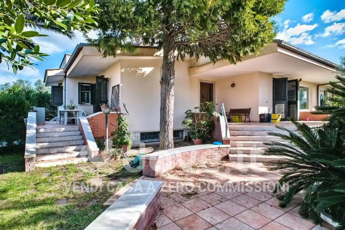 Villa in vendita a Crispiano