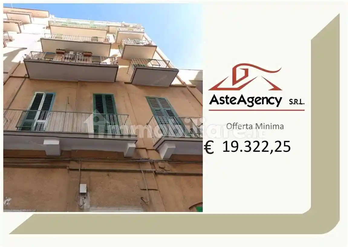 Appartamento in vendita a Taranto