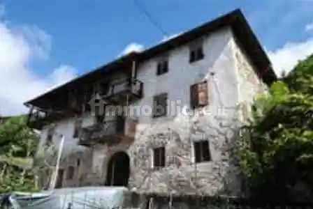 Casa indipendente in vendita a Banchette