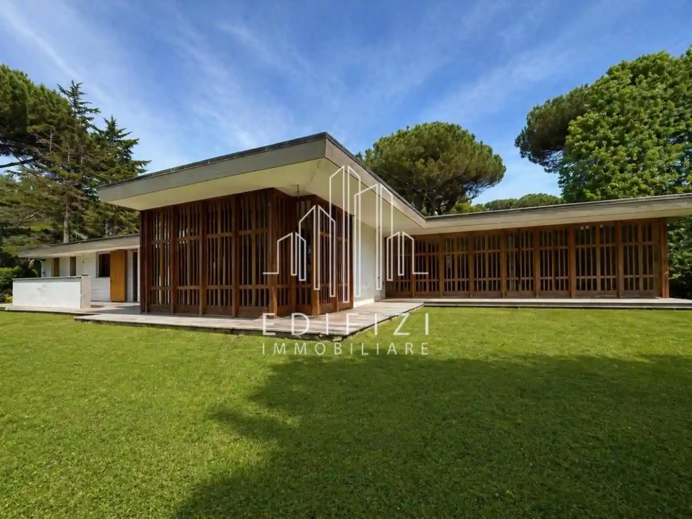 Villa in vendita a Massa
