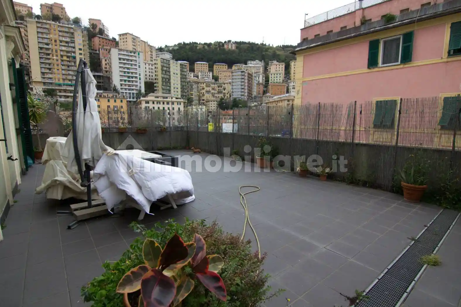 Appartamento in affitto a Genova