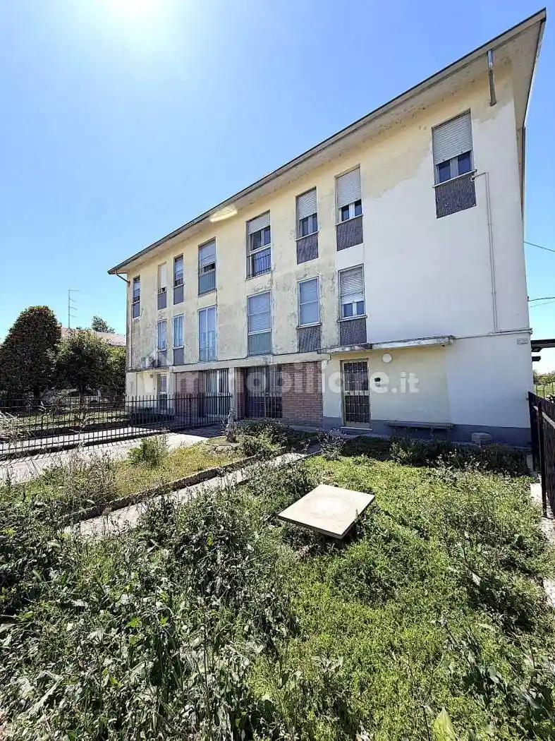Appartamento in vendita a Parma