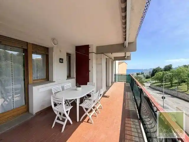 Appartamento in vendita a Falconara Marittima