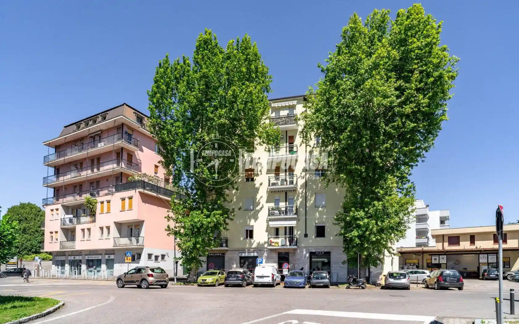 Appartamento in vendita a Caronno Pertusella