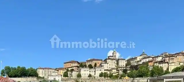 Appartamento in vendita a Bergamo