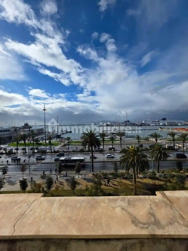 Appartamento in vendita a Cagliari