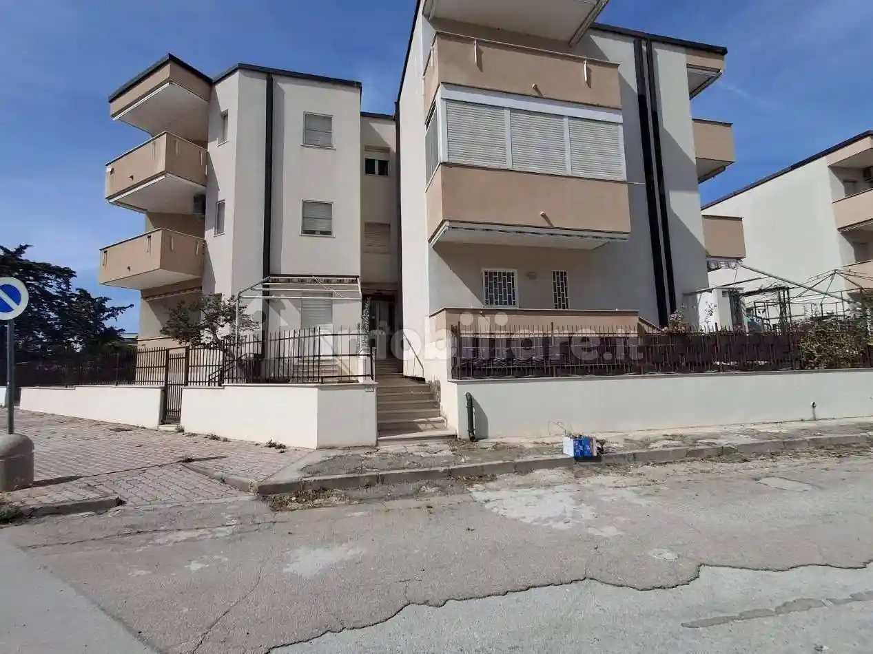 Appartamento in vendita a Lesina