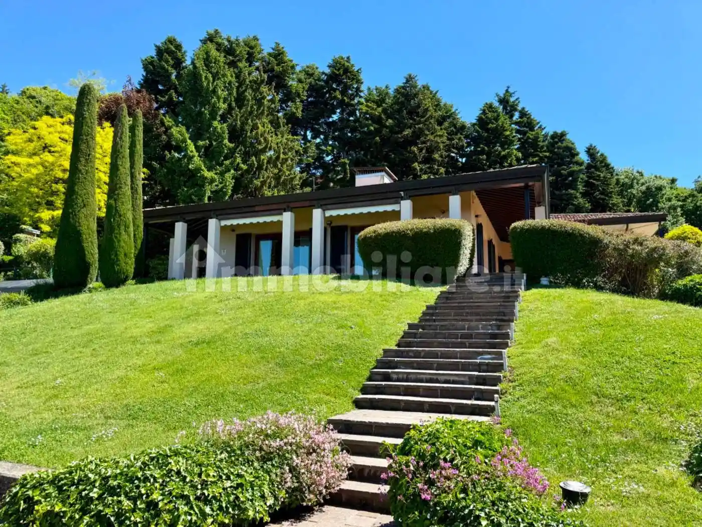 Villa in vendita a Sirtori