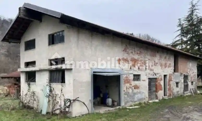 Casa indipendente in vendita a Castelletto Uzzone