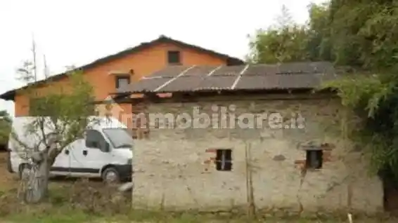 Casa indipendente in vendita a Cavour