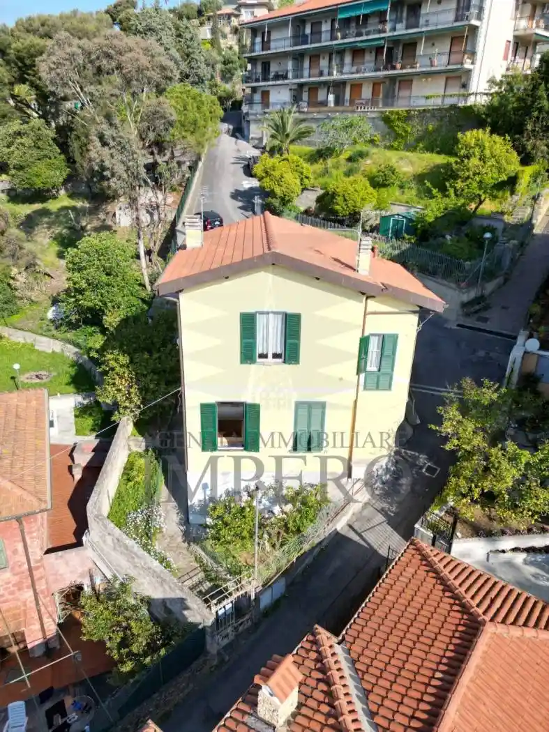 Villetta a schiera in vendita a Vallecrosia