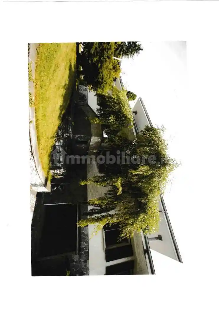 Villa in vendita a Caglio