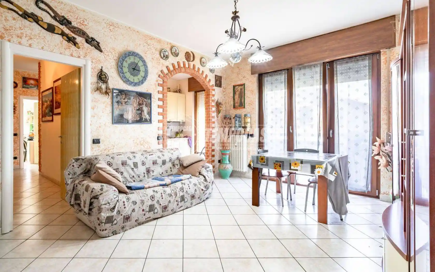 Appartamento in vendita a Caronno Pertusella