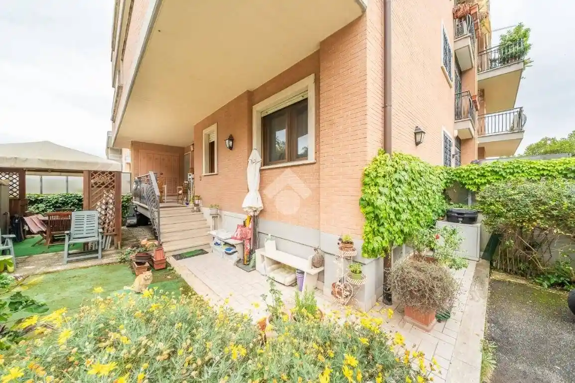 Appartamento in vendita a Roma