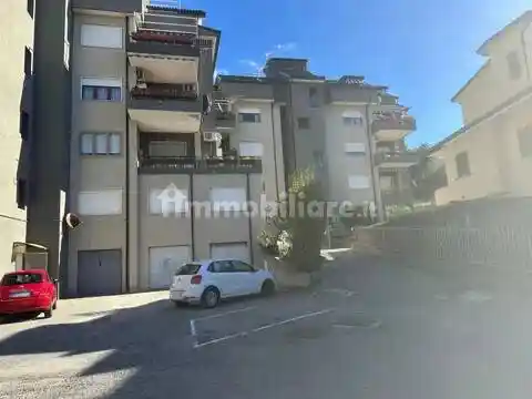 Appartamento in vendita a Paola