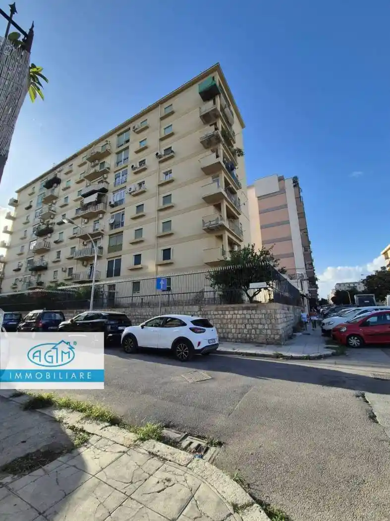 Appartamento in vendita a Palermo