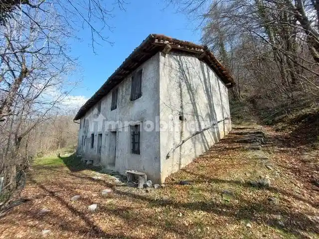 Rustico - Casale in vendita a Peia