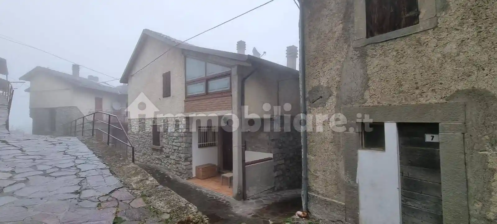 Casa indipendente in affitto a Ventasso