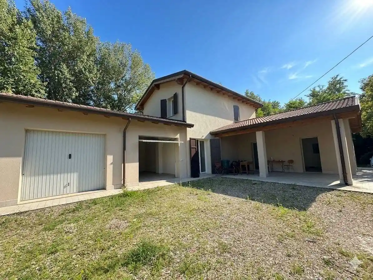 Villa in vendita a Cavezzo