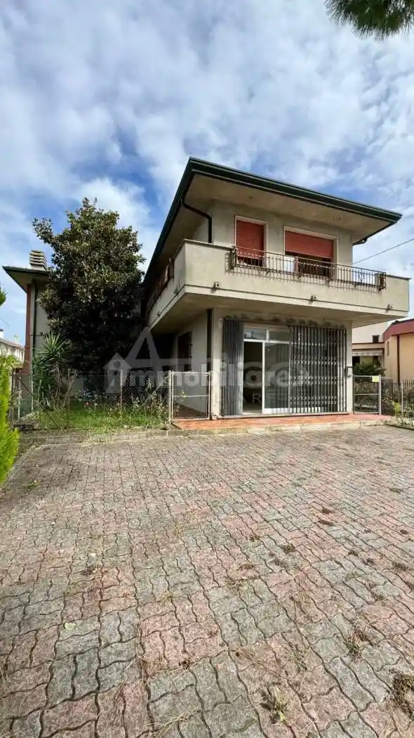 Villa in vendita a Villadose