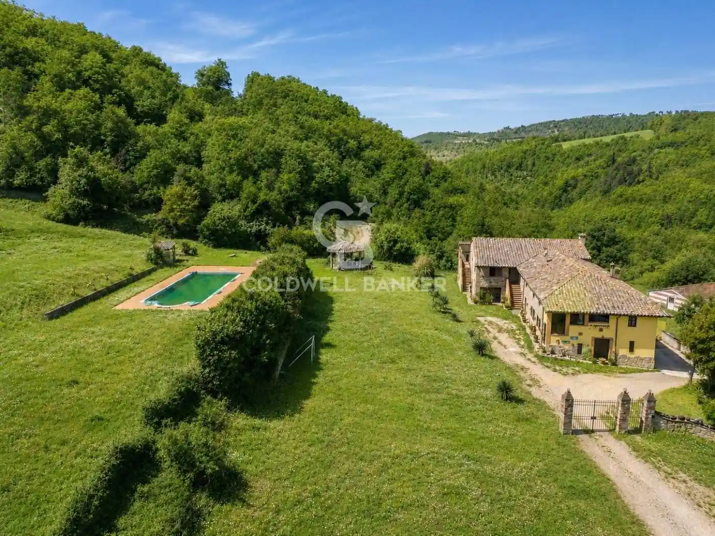 Rustico - Casale in vendita a Perugia
