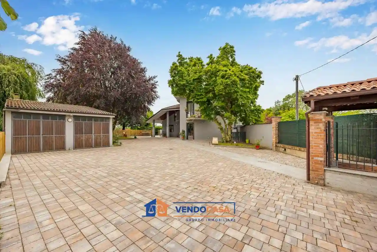 Villa - foto 3