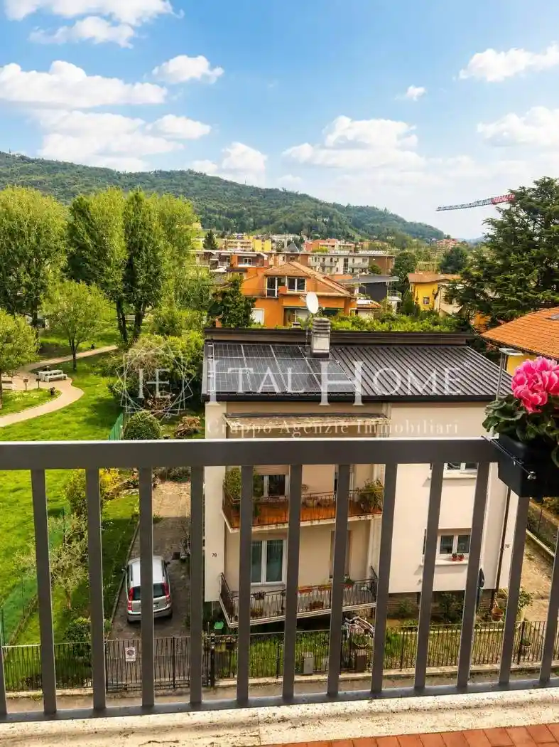 Appartamento in vendita a Bergamo