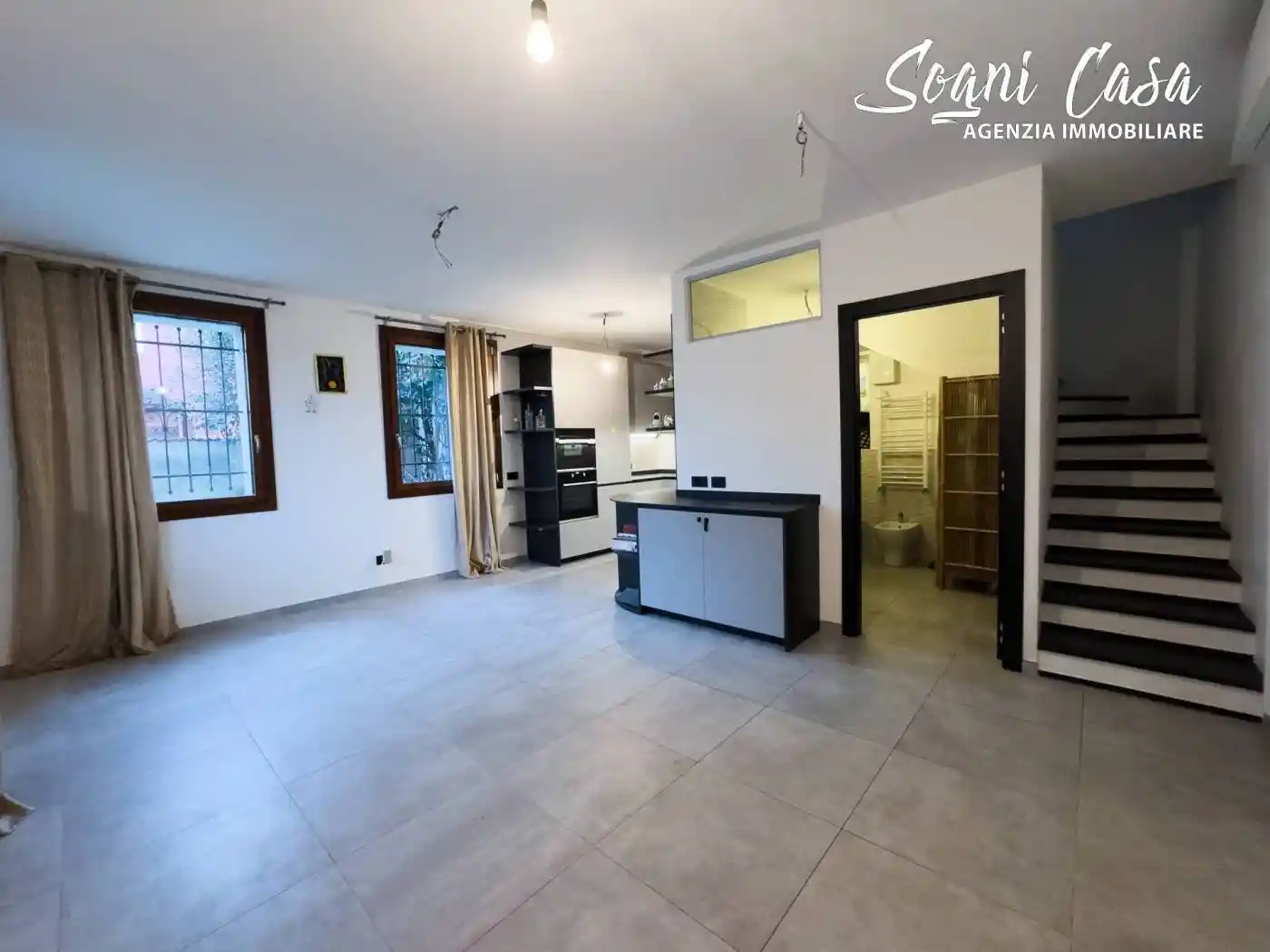 Villa in vendita a Bellinzago Novarese