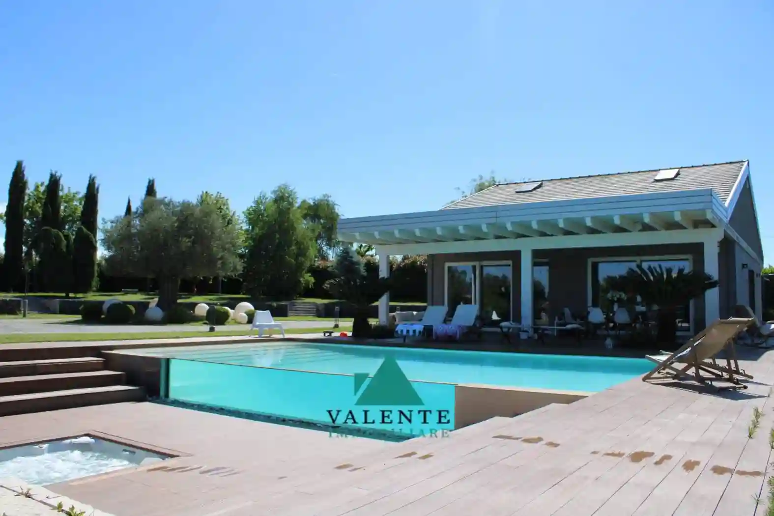 Villa - foto 2