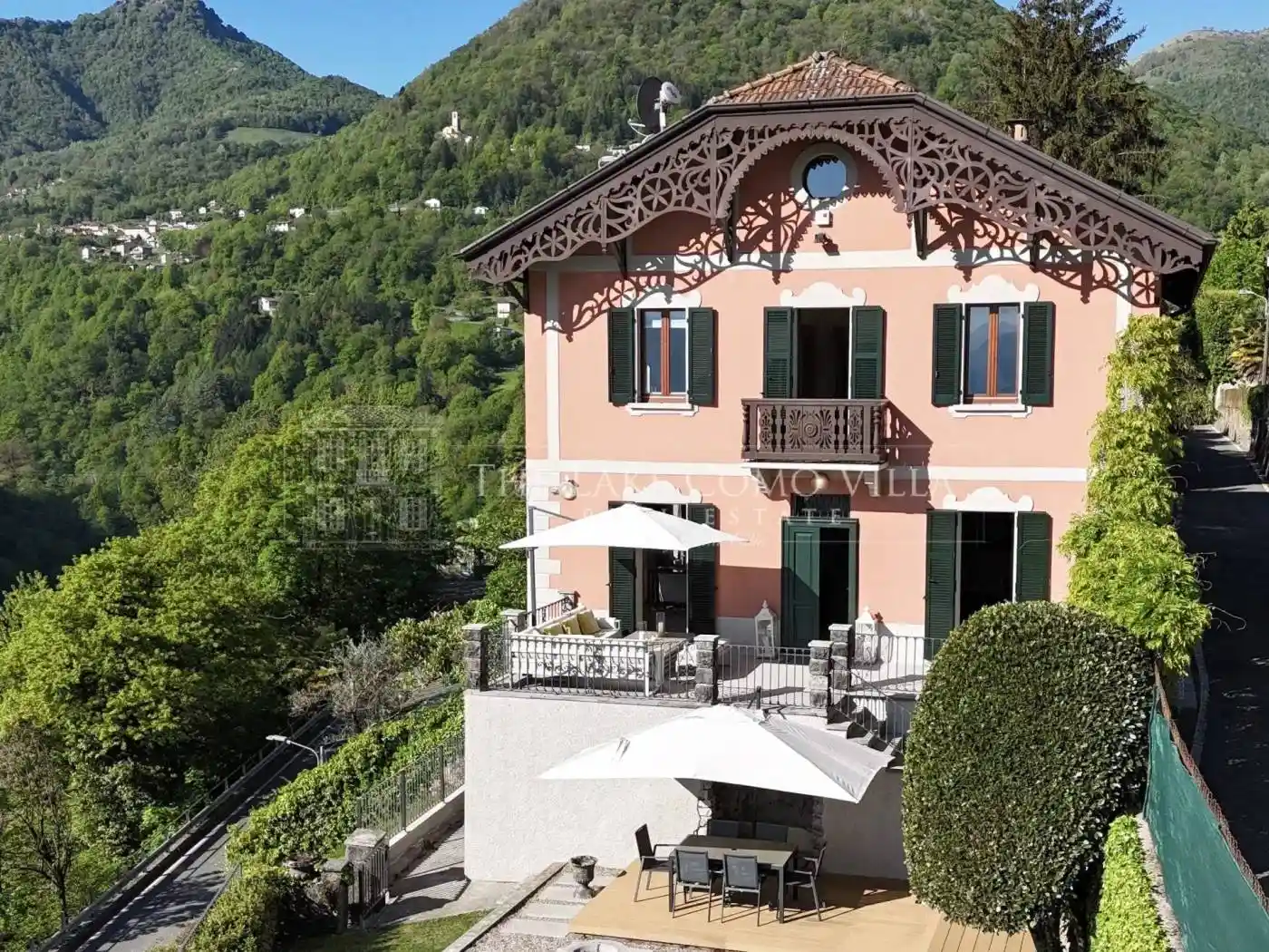 Villa in vendita a Dizzasco