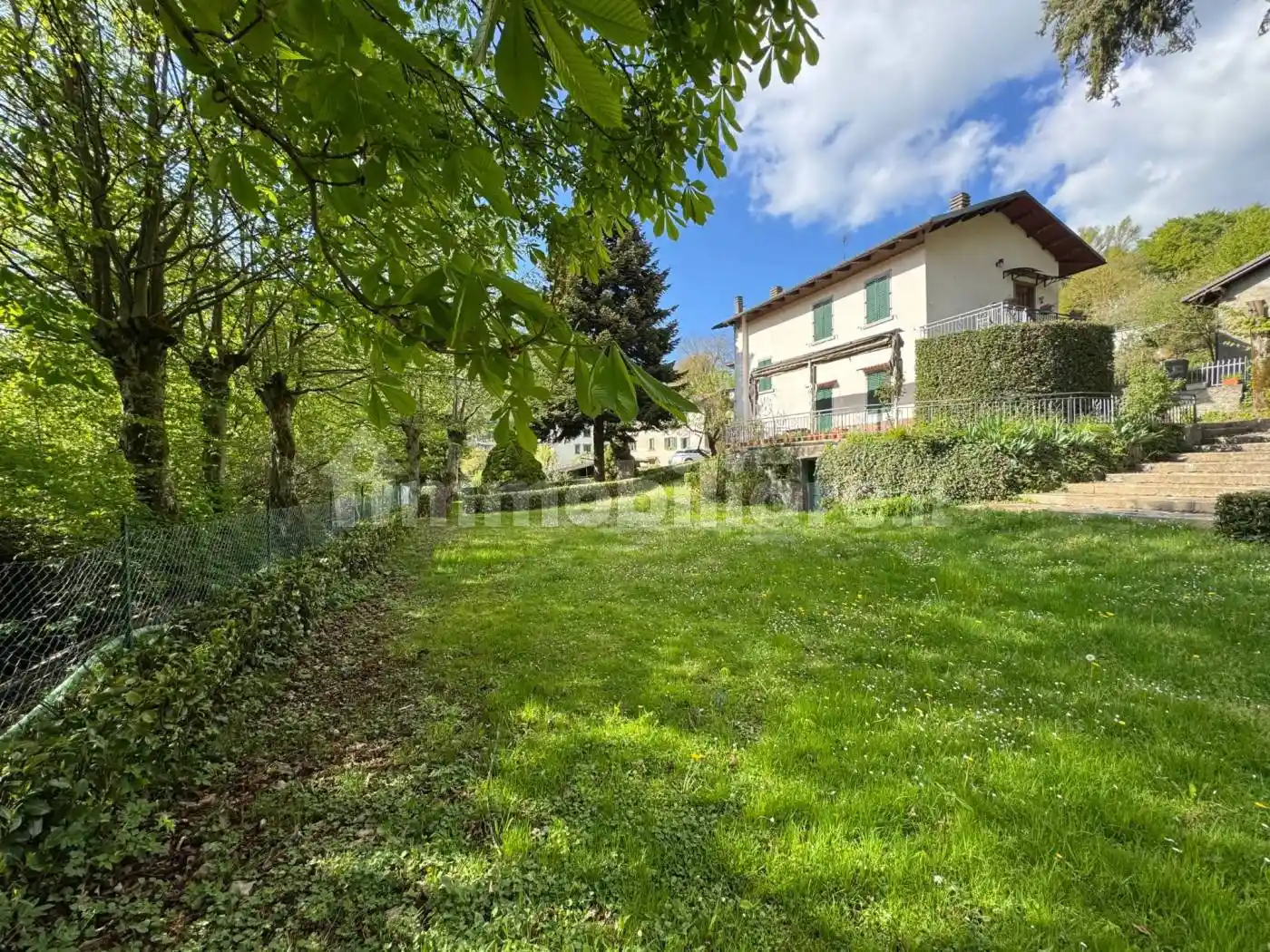 Villa in vendita a Vernio