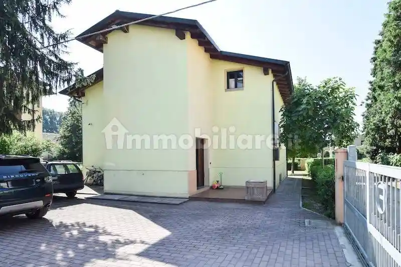 Villa in vendita a Correggio