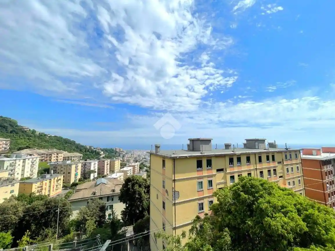 Appartamento in vendita a Genova