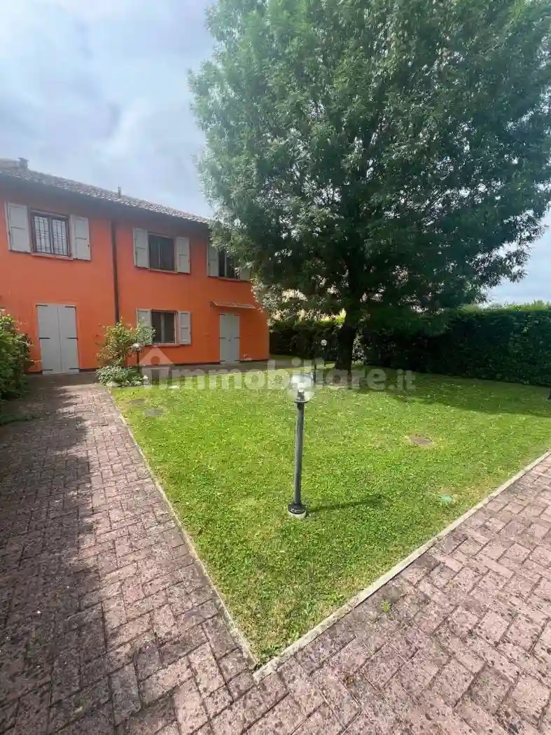 Villetta a schiera - foto 2