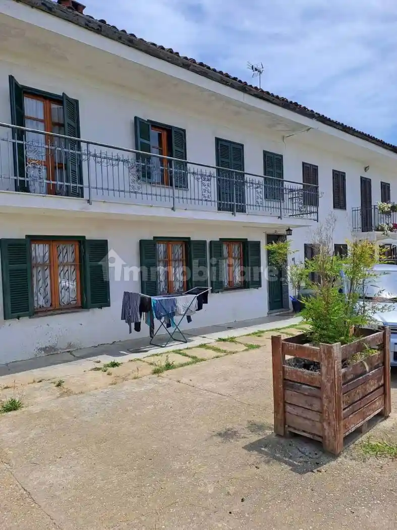 Rustico - Casale in vendita a Ferrere