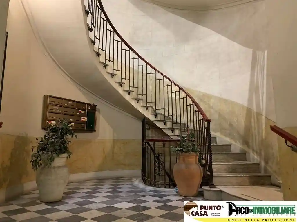 Appartamento in vendita a Palermo