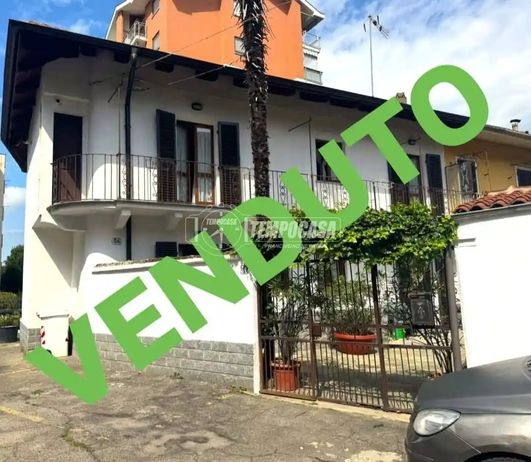Villa in vendita a Collegno