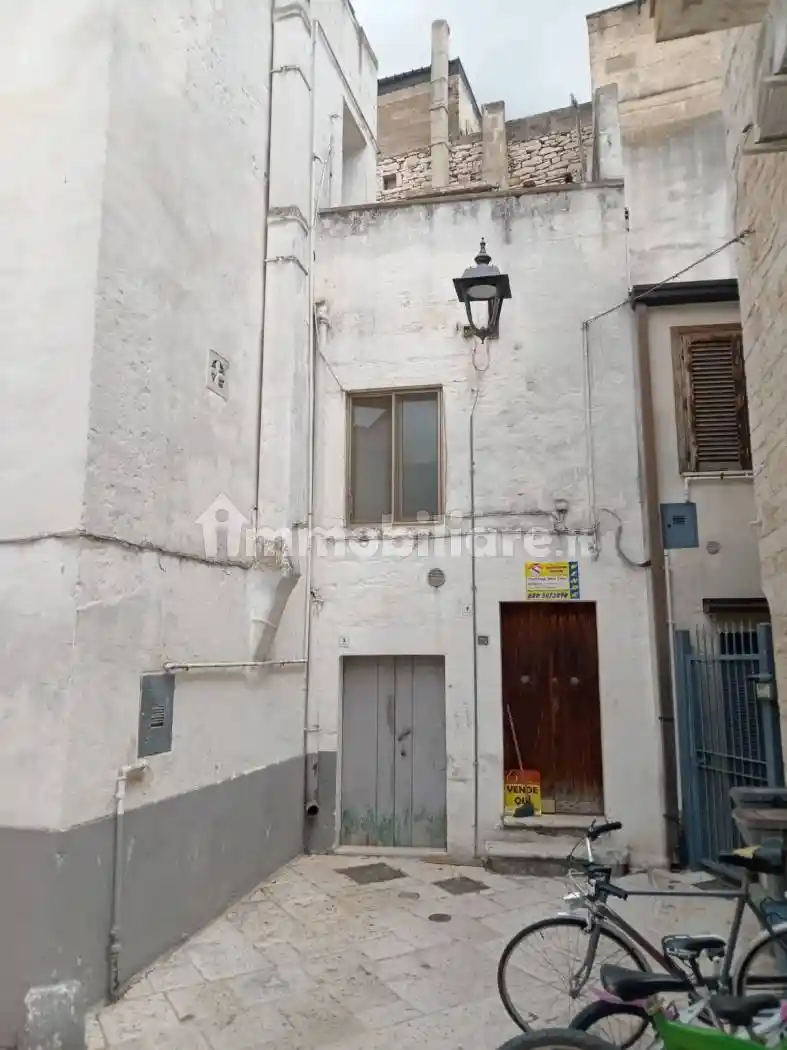 Casa indipendente in vendita a Acquaviva delle Fonti